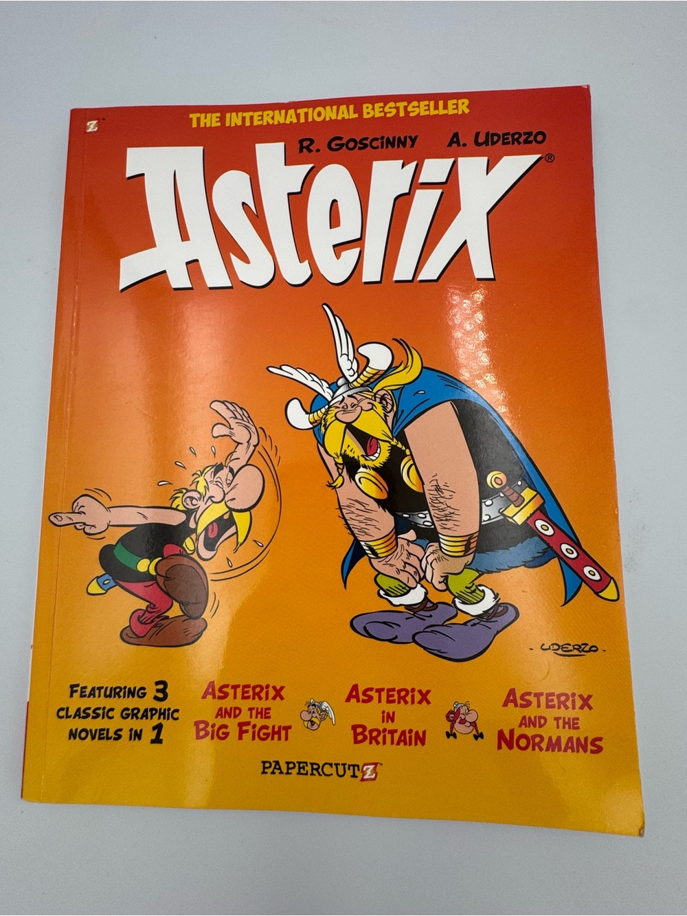 Asterix Volume 3 Paperback Graphic Novel Big Fight Britain Normans‎ Papercutz